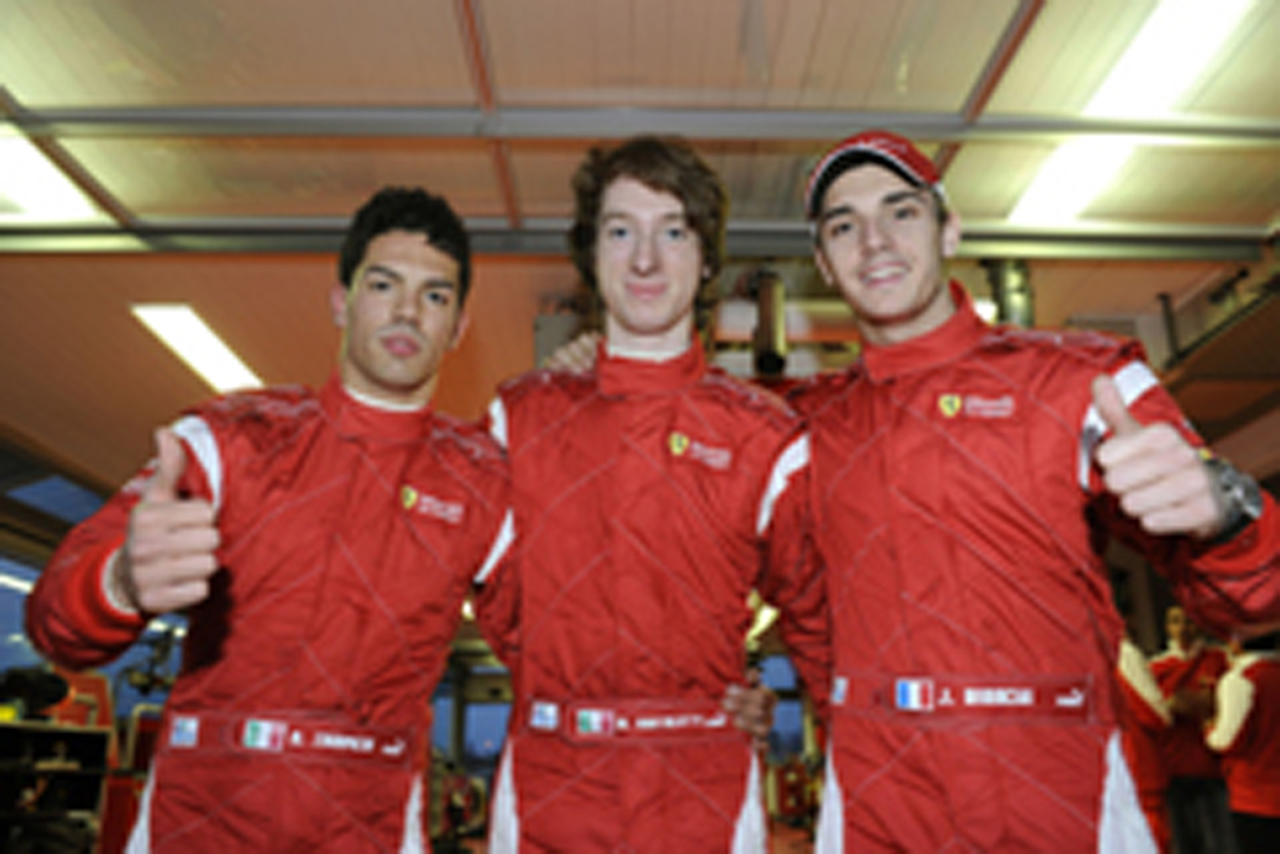 フェラーリ若手ドライバー、F2008をテスト