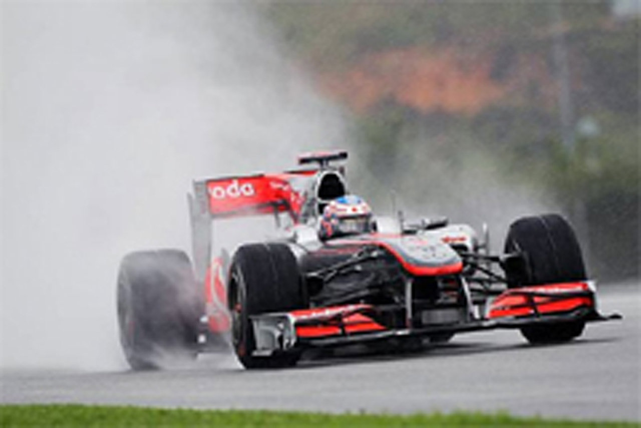 マクラーレン:判断ミスで後方に沈む (F1マレーシアGP予選)