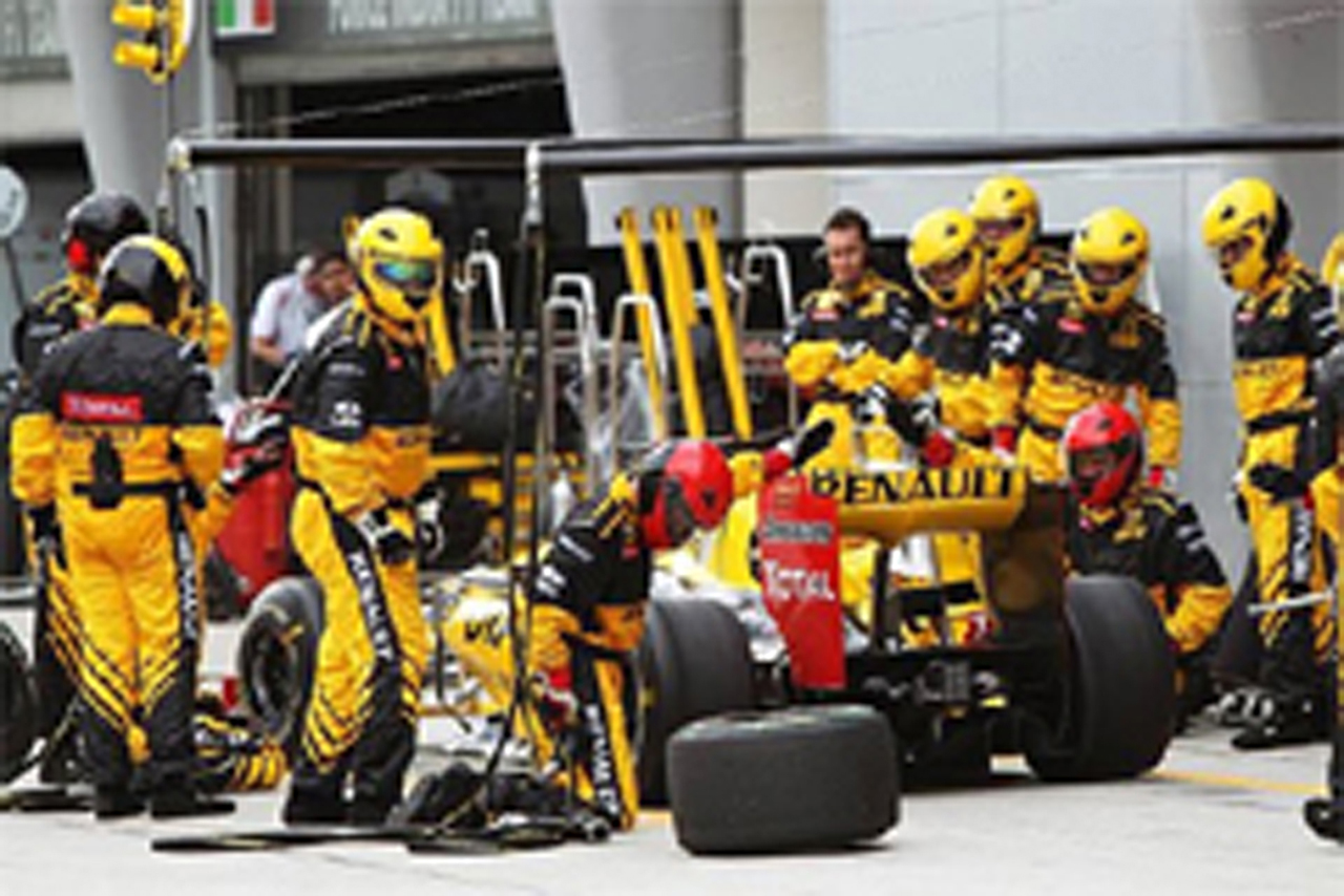 ルノー：ロバート・クビサが4位入賞 （F1マレーシアGP）