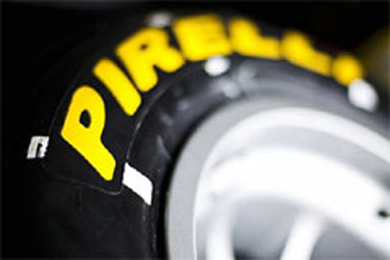 ピレリ、F1へのタイヤ供給を申し出