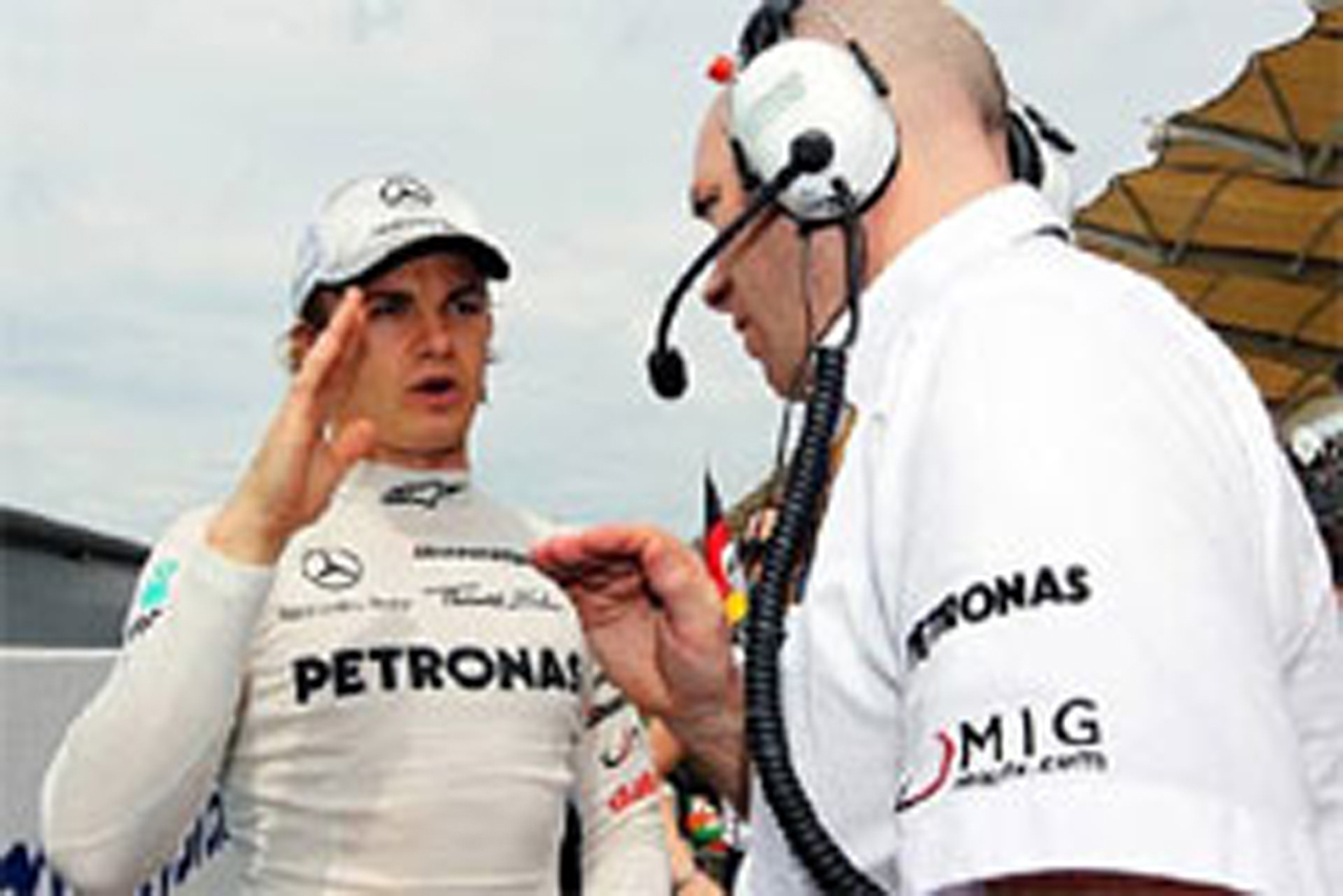 メルセデスGP 「ロズベルグはまもなくF1初優勝する」