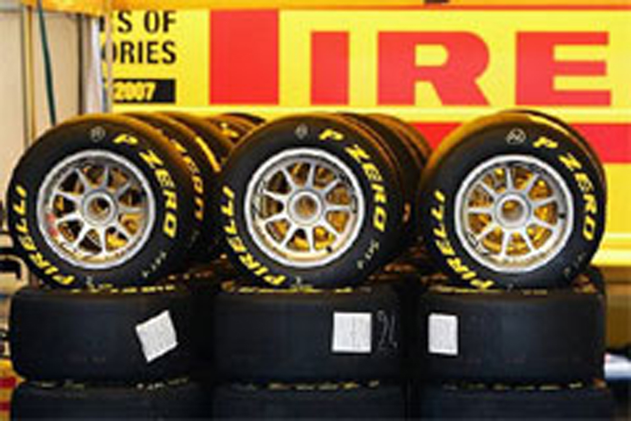 ピレリ、単独でのF1タイヤ供給を目指し入札