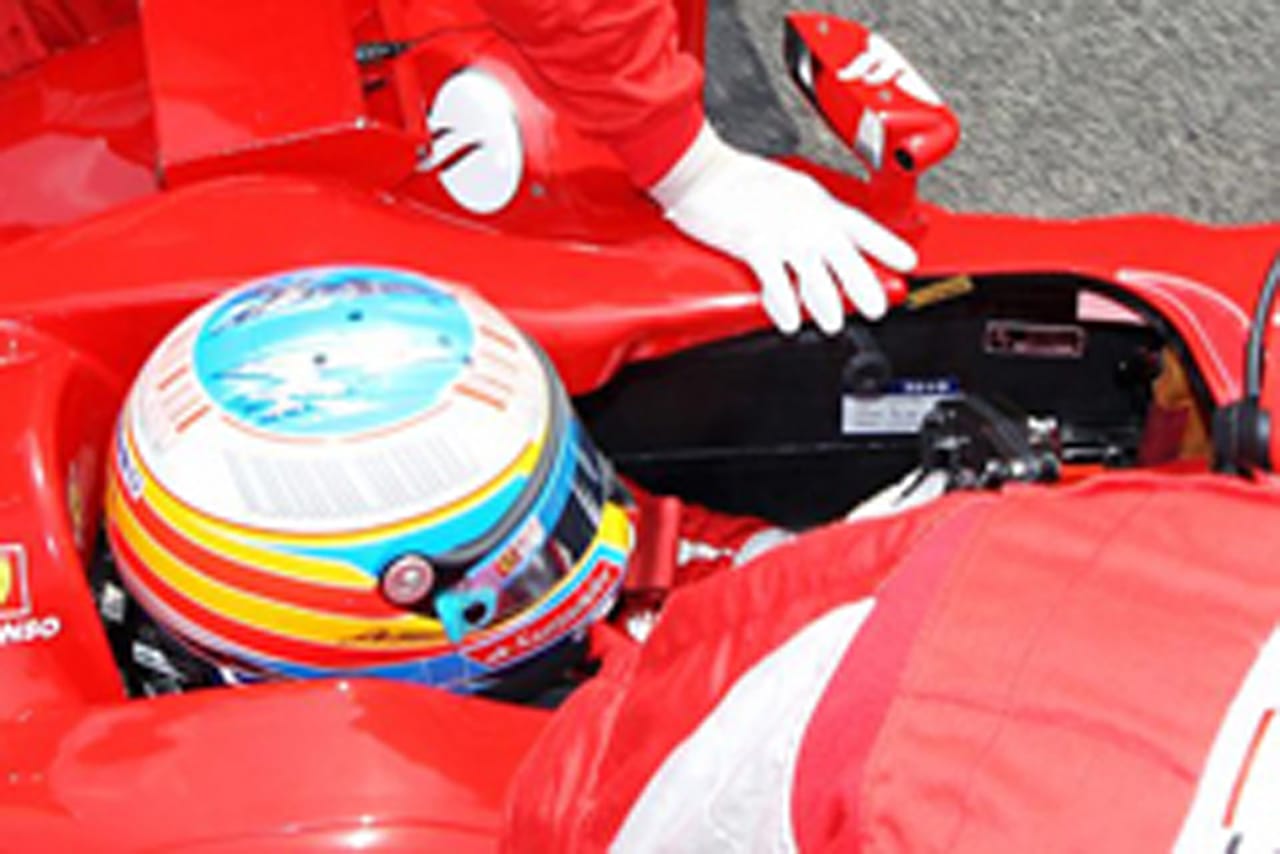 フェラーリ Fダクト (コックピット内画像)