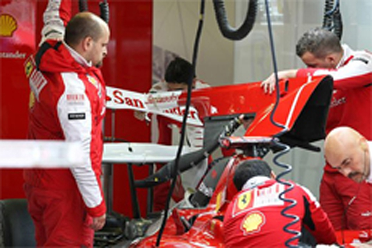 フェラーリ、Fダクトの使い勝手を改善