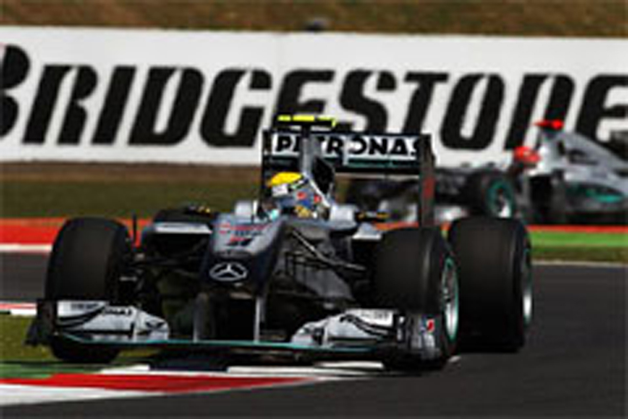 メルセデスGP:F1イギリスGP初日