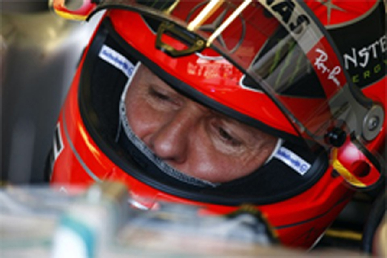 メルセデスGP 「2011年にシューマッハを代えることはない」