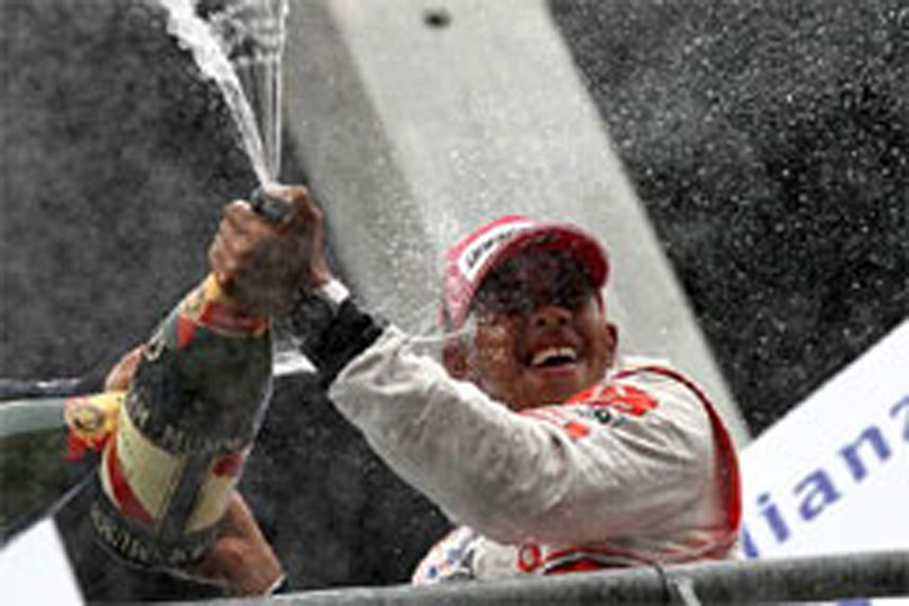 マクラーレン:ルイス・ハミルトン、優勝で首位に立つ (F1ベルギーGP)