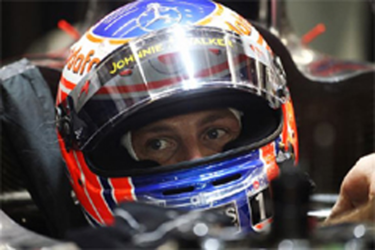 ベッテル獲得を狙うマクラーレン、残留を誓うバトン