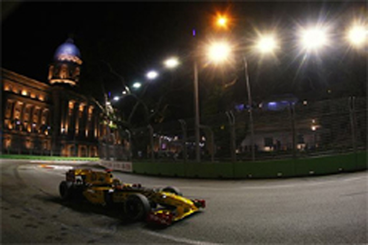 ルノー：クビサが8番手に食い込む （F1シンガポールGP予選）
