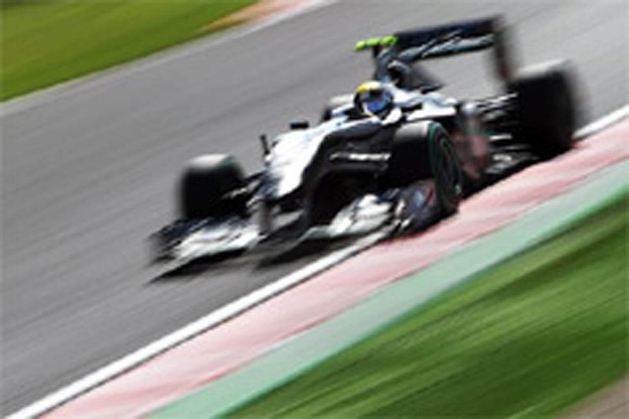 メルセデスGP:Q3進出に満足 (F1日本GP予選)