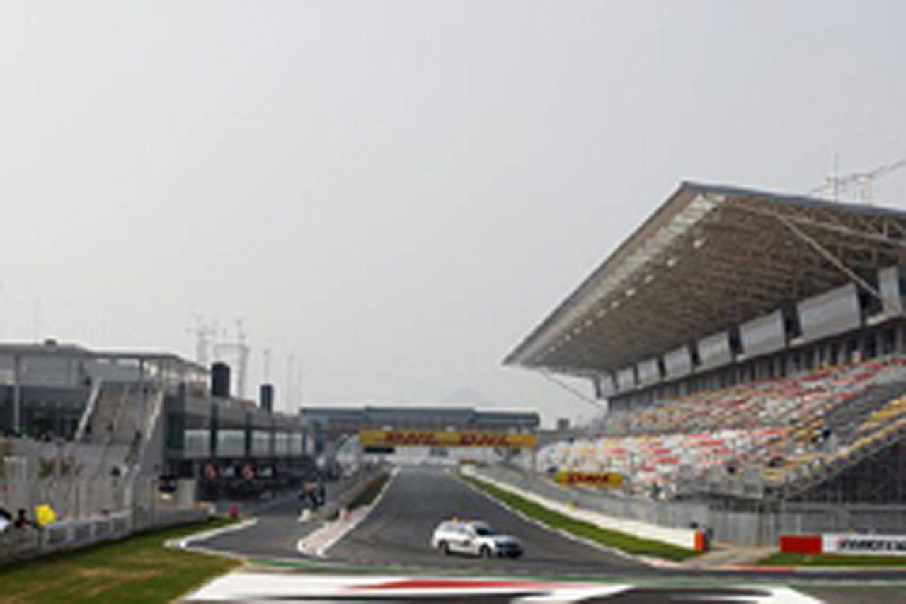 F1韓国GP フリー走行1回目:ルイス・ハミルトンがトップタイム