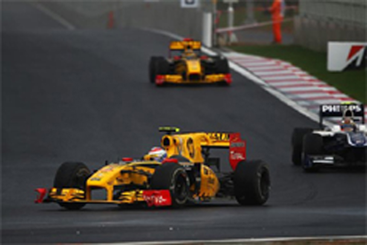 ルノー:ロバート・クビサが粘りの5位 (F1韓国GP)