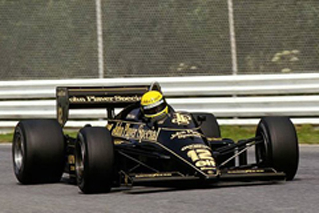 ロータス・レーシング、2011年はブラック＆ゴールドのカラーリング