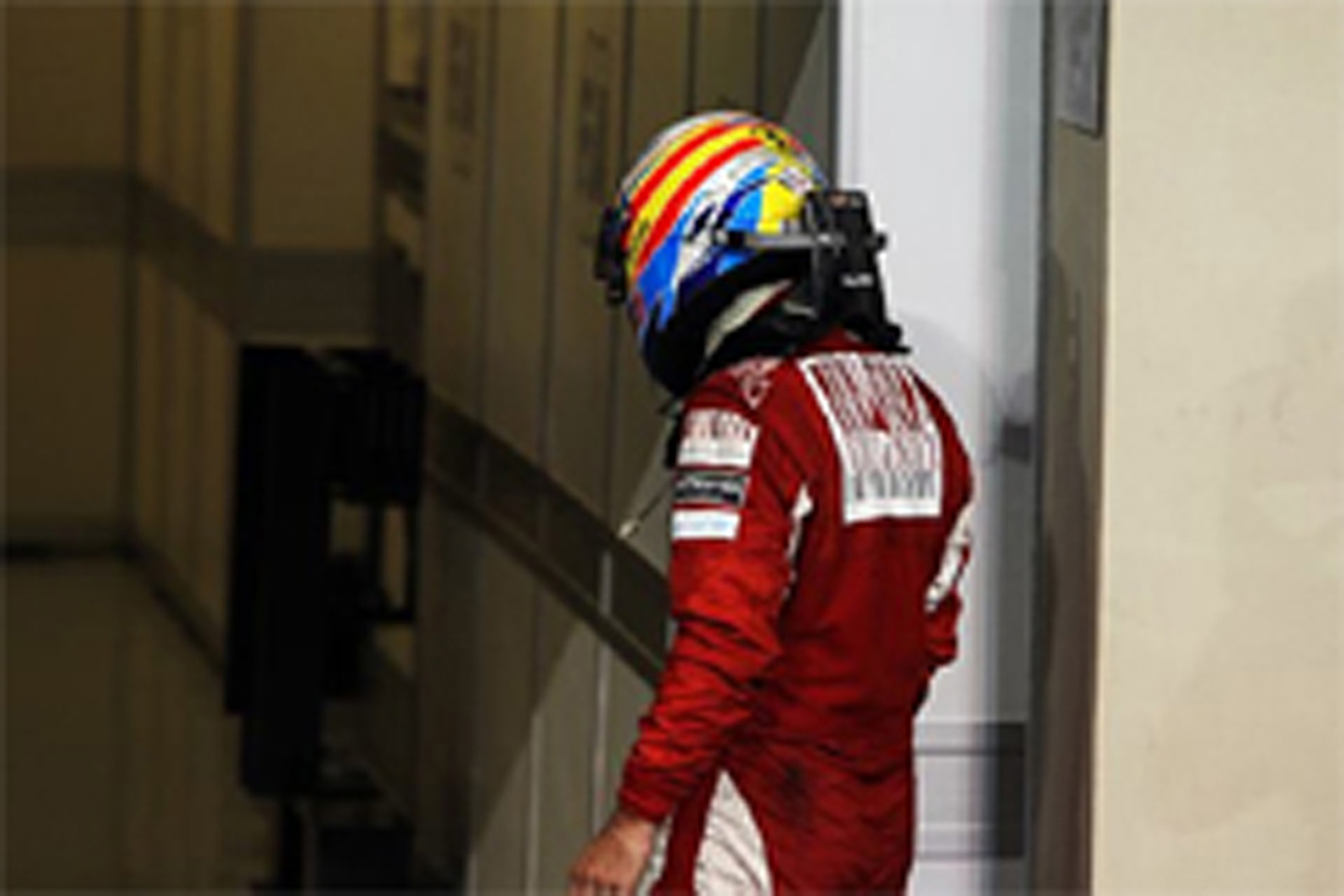 フェラーリ:保守的な戦略でチャンピオンを逃す (F1アブダビGP)