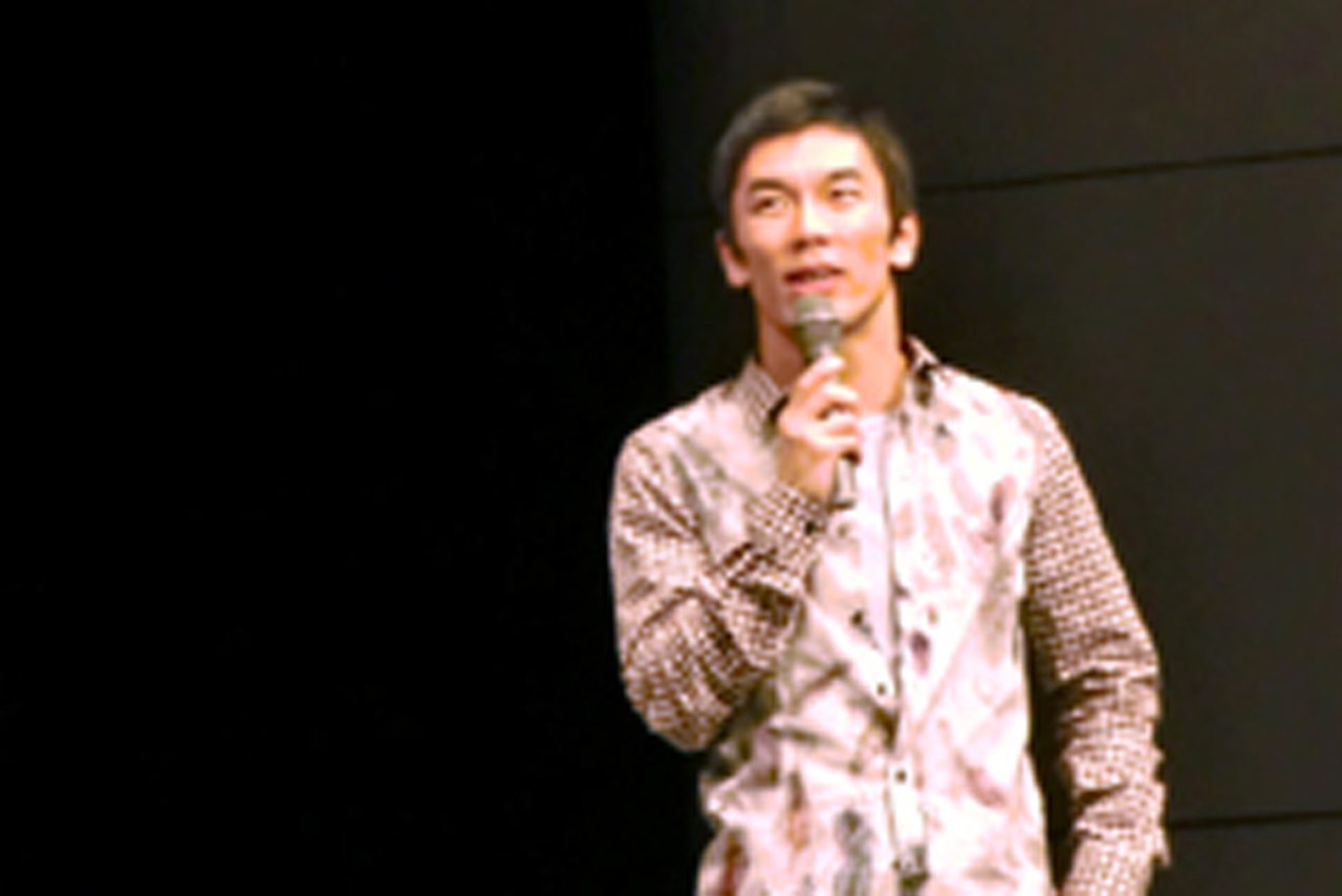 佐藤琢磨 「Takuma Club Meeting 2010」でファンに感謝