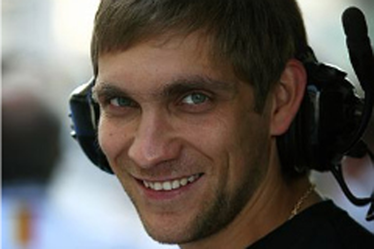 ヴィタリー・ペトロフ、ロータス・ルノーGPでのF1残留が濃厚