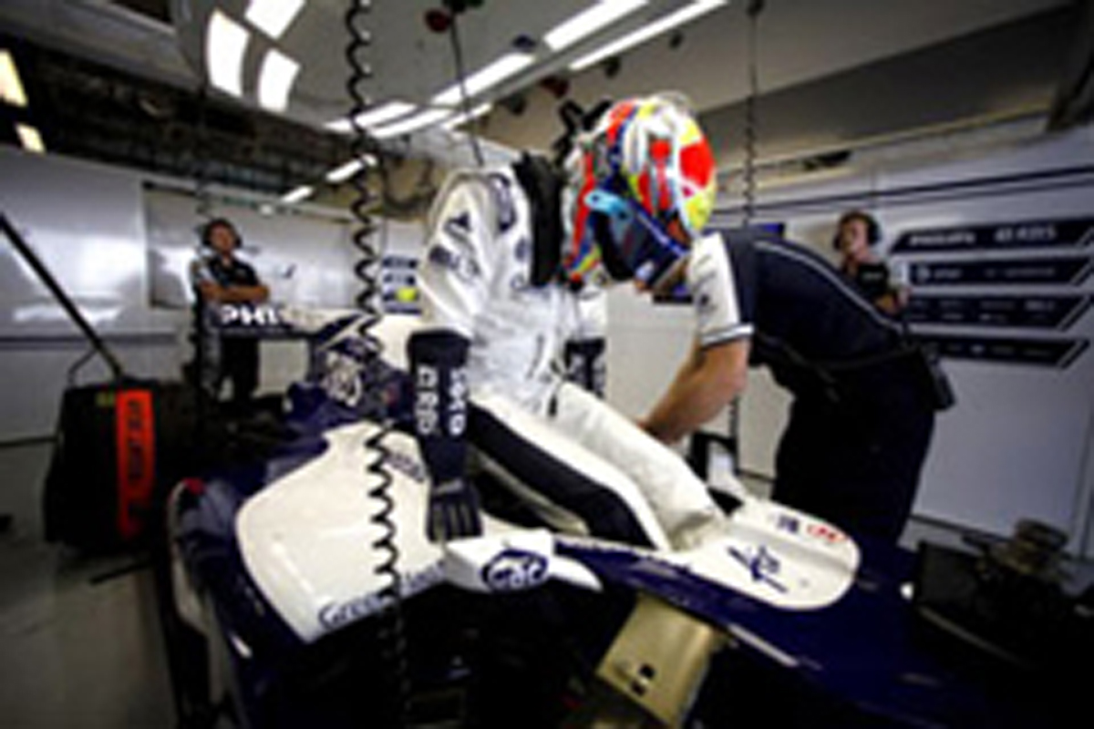 パストール・マルドナド、ベネズエラでF1デモ走行
