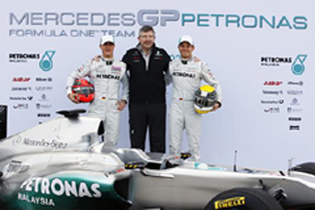 メルセデスGP、アリアンツとスポンサー契約