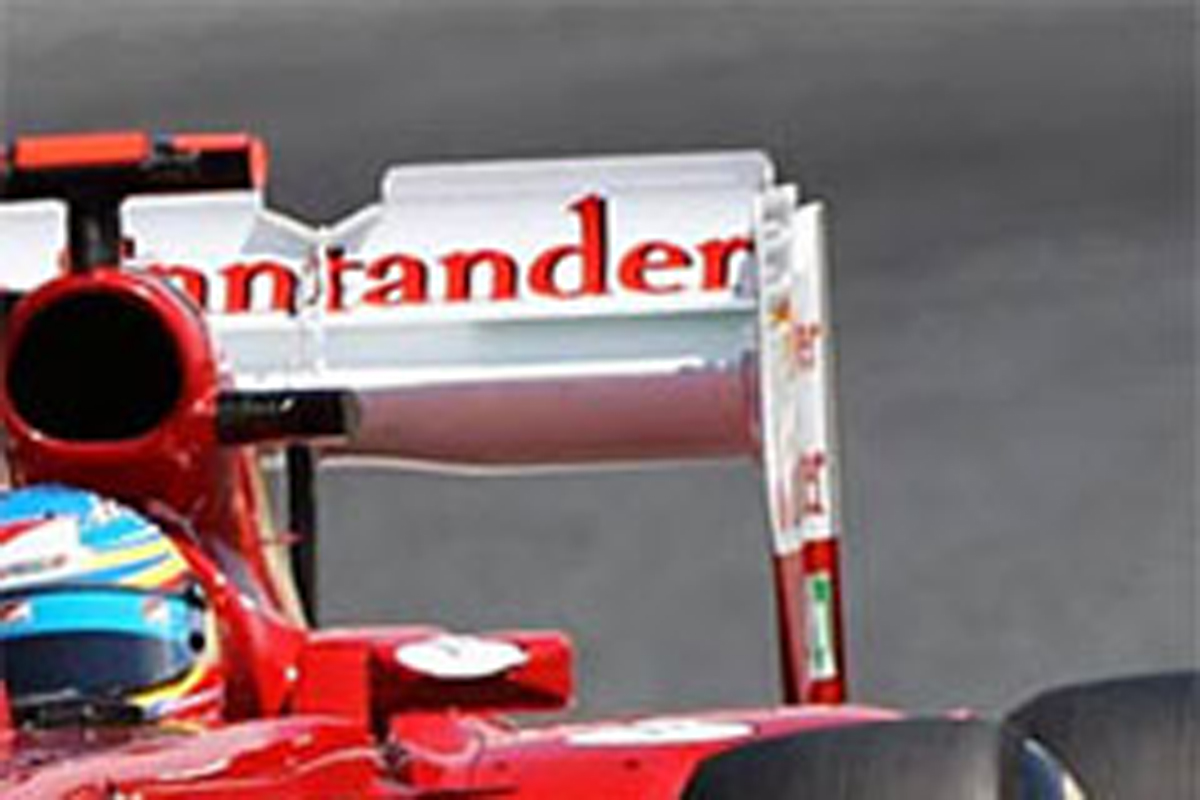 FIA、フェラーリのリアウイングの合法性を議論