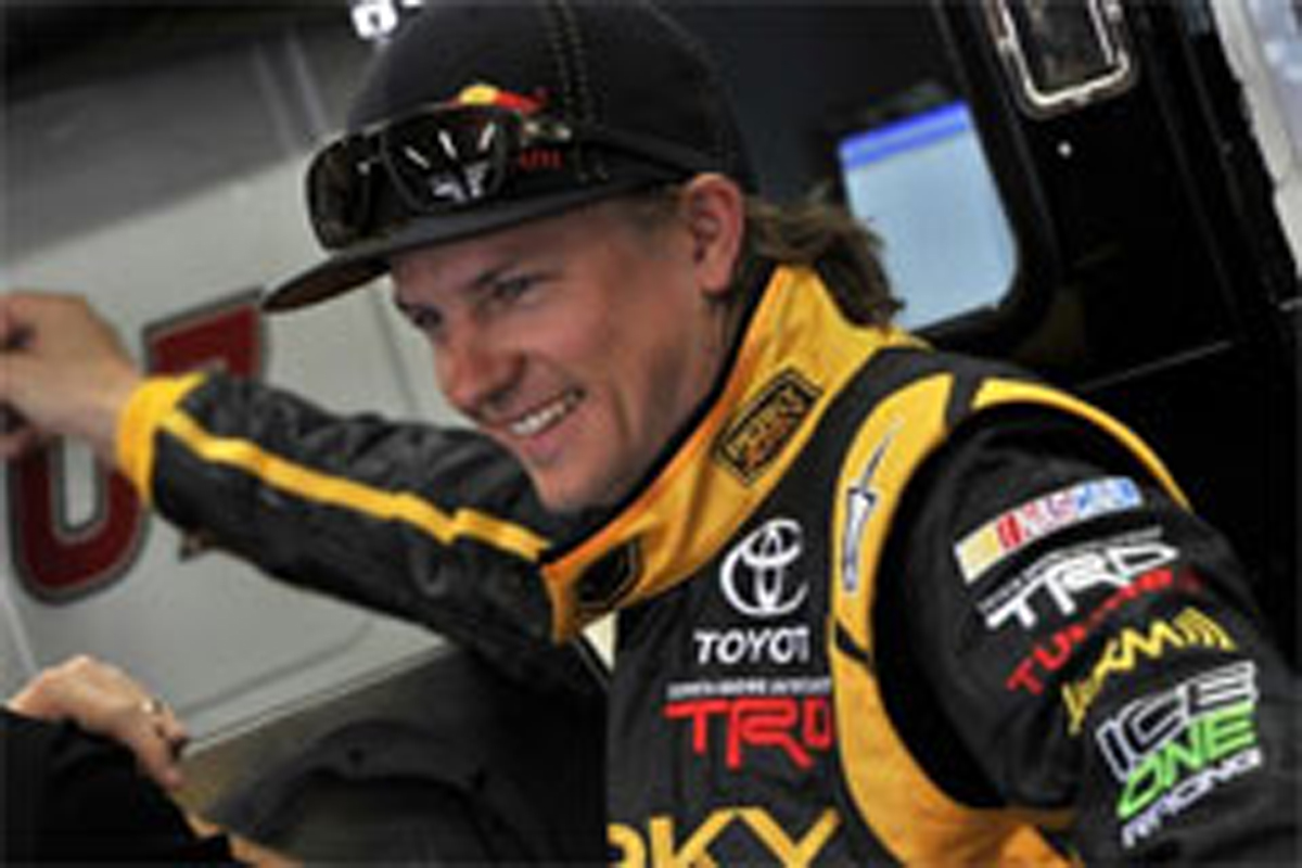 キミ・ライコネン、NASCARデビュー戦は15位