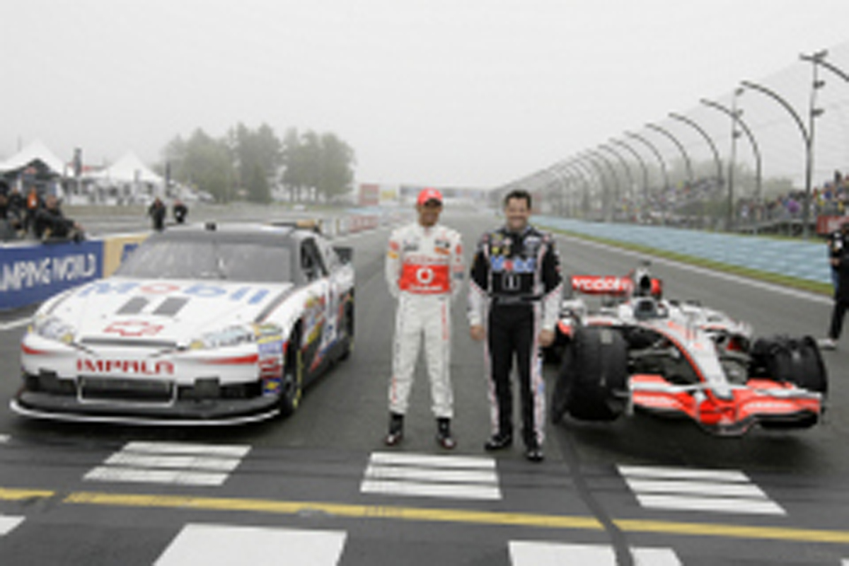 ルイス・ハミルトン、NASCARを初ドライブ
