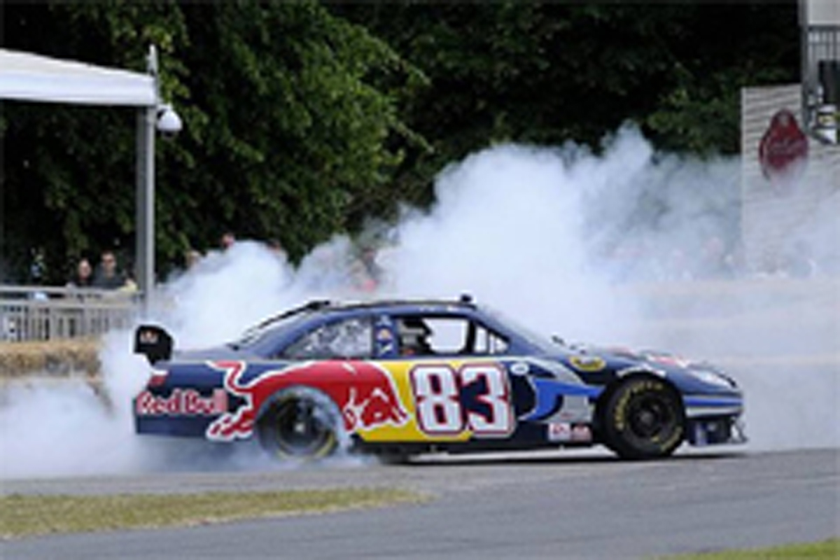 レッドブル、NASCARから撤退へ