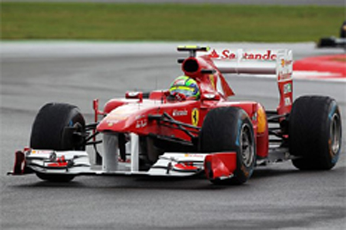 F1イギリスGP フリー走行2回目:フェリペ・マッサがトップタイム