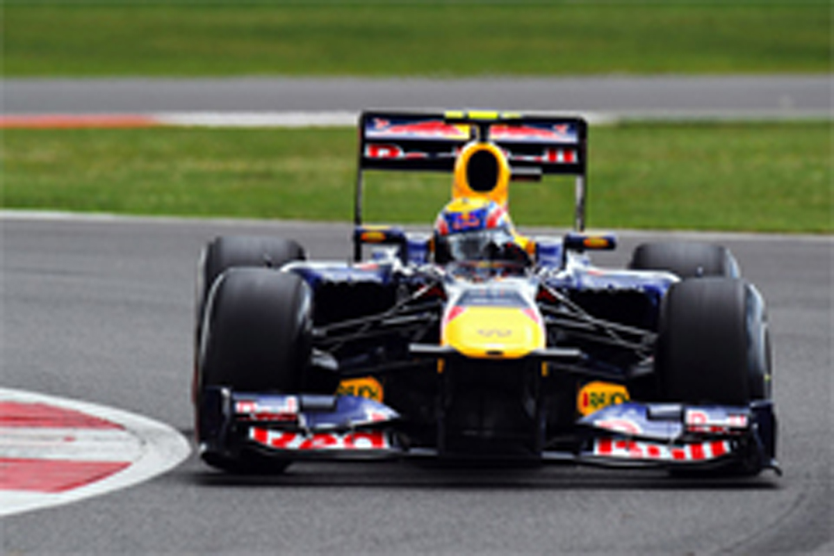 レッドブル:規制を跳ねのけフロントロー独占 (F1イギリスGP予選)