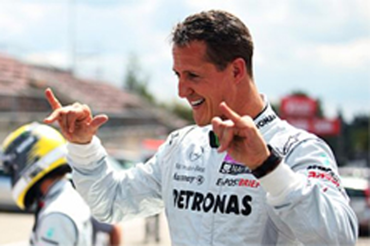 ミハエル・シューマッハ、F1デビュー20周年を記念したキャップを製作