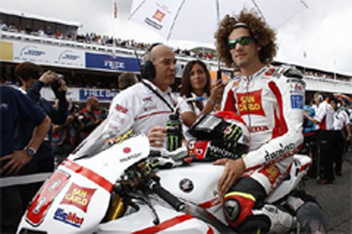 MotoGPライダー、マルコ・シモンチェリに哀悼の意