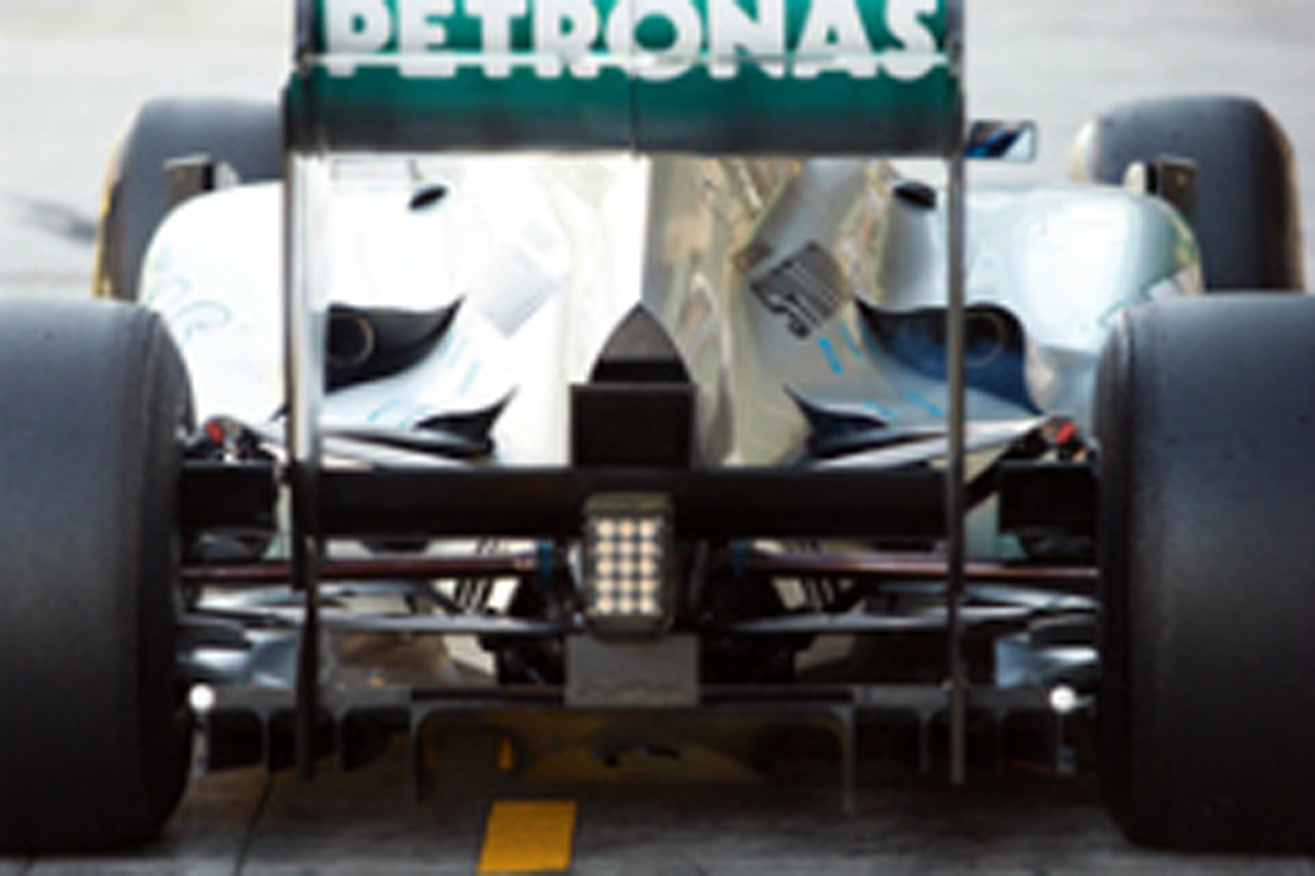 メルセデスGP、2012年仕様のエキゾーストをテスト