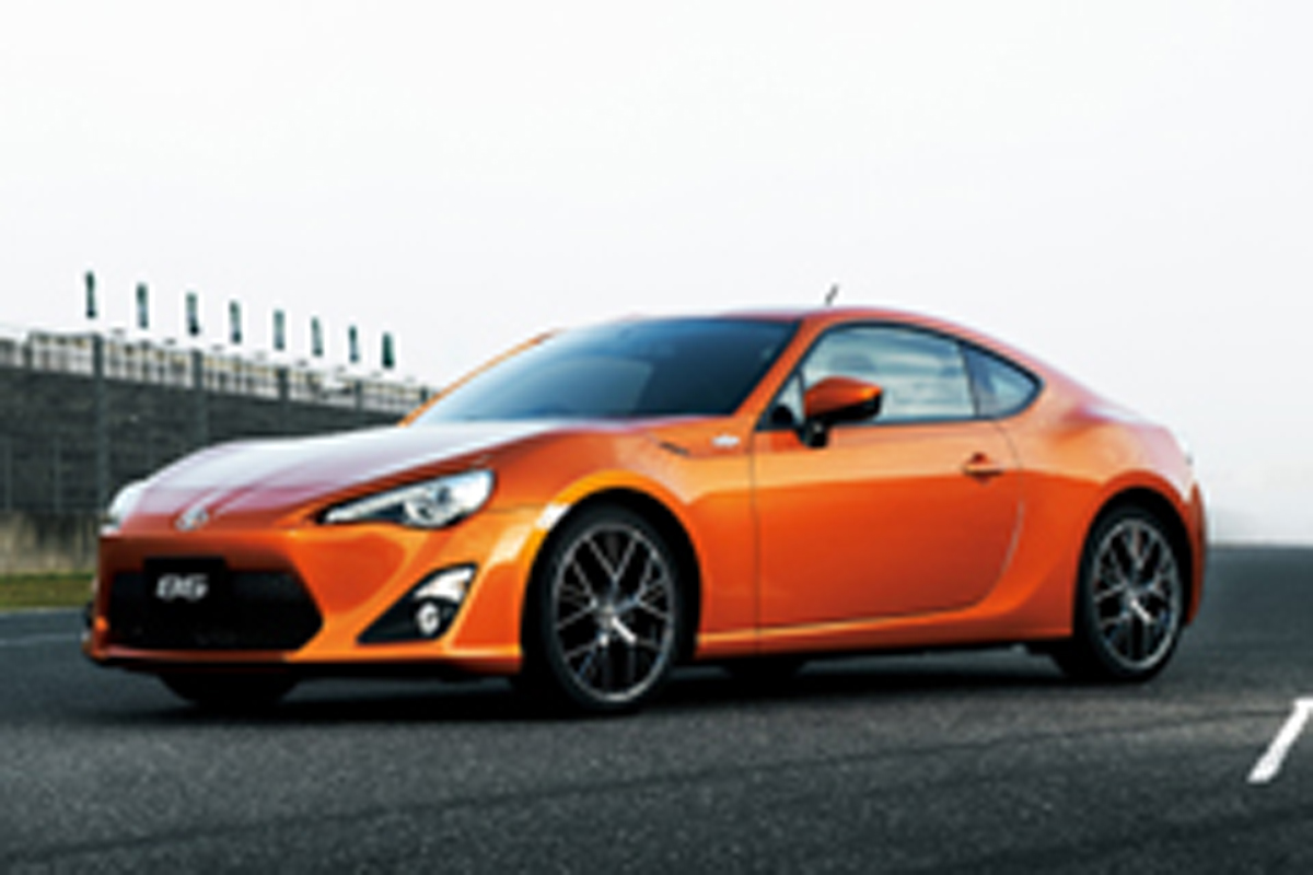 トヨタ 「86(ハチロク)」を公開