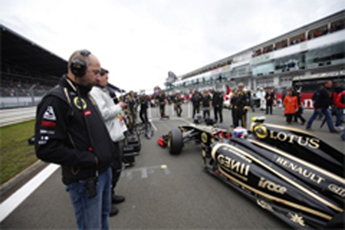 ロータス・ルノーGP、2012年のドライバーラインナップ一新を示唆