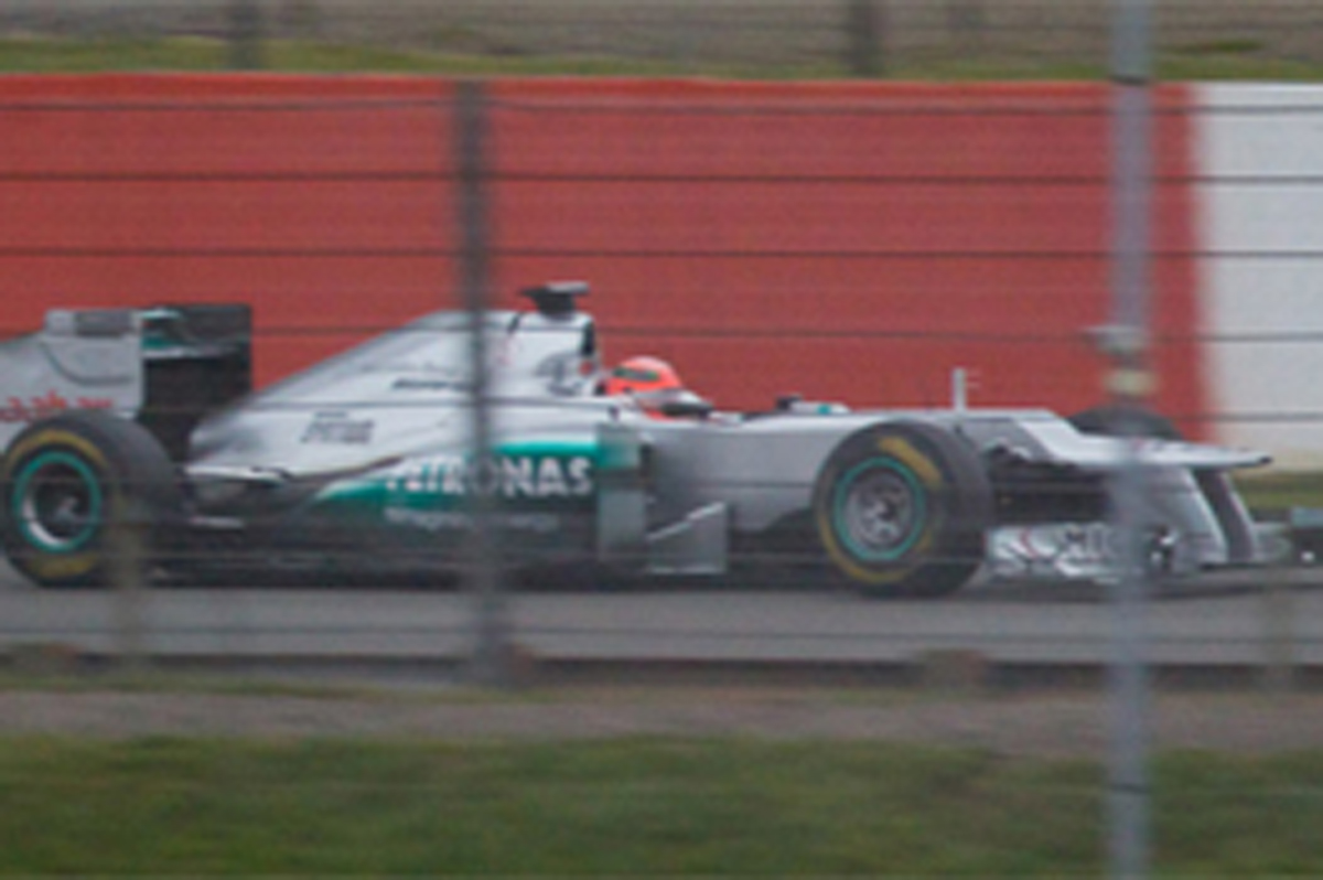 メルセデスAMG F1 W03、段差ノーズの鮮明画像が流出