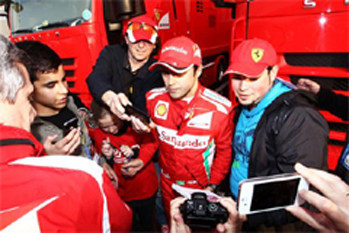 フェラーリ、ドライバーに緘口令
