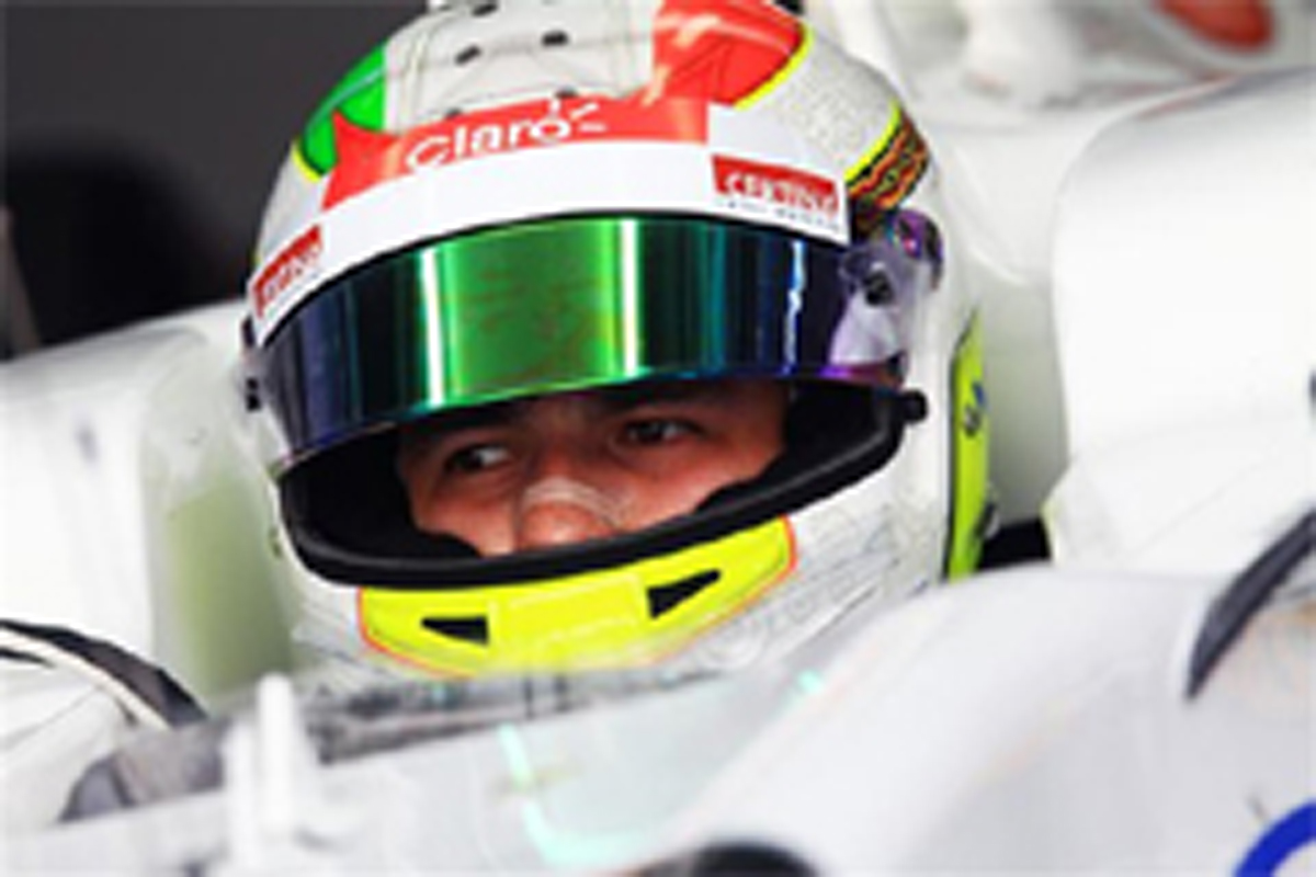 セルジオ・ペレスの父、フェラーリからの接触を明かす