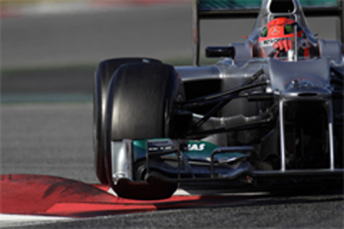 ダイムラー株主、メルセデスにF1撤退を要求