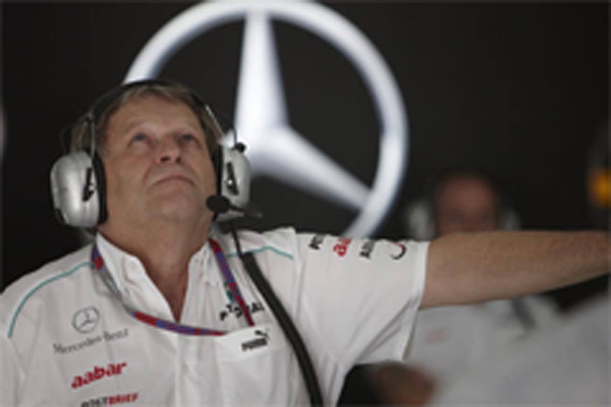 メルセデス・ベンツ、F1撤退報道を否定