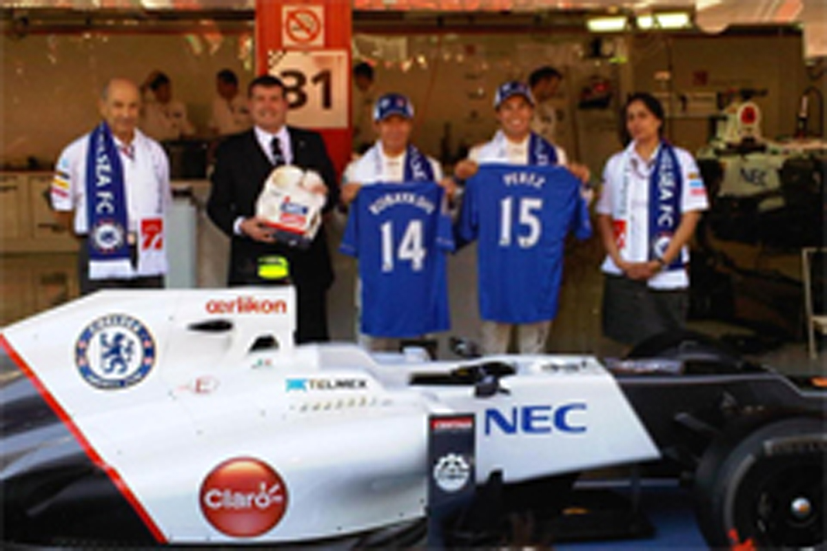 ザウバー、チェルシーのロゴを掲載したF1マシンを披露