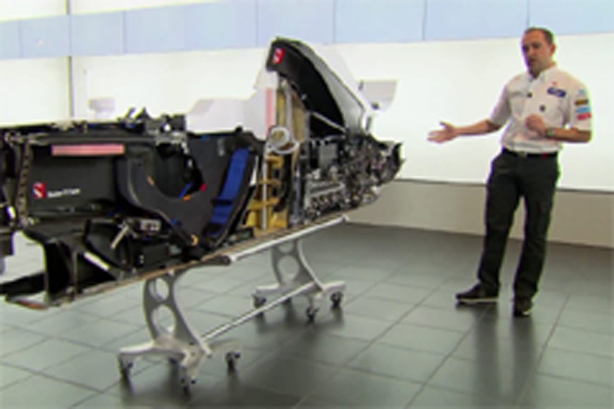 【動画】 カットモデルでF1マシンの構造を解説