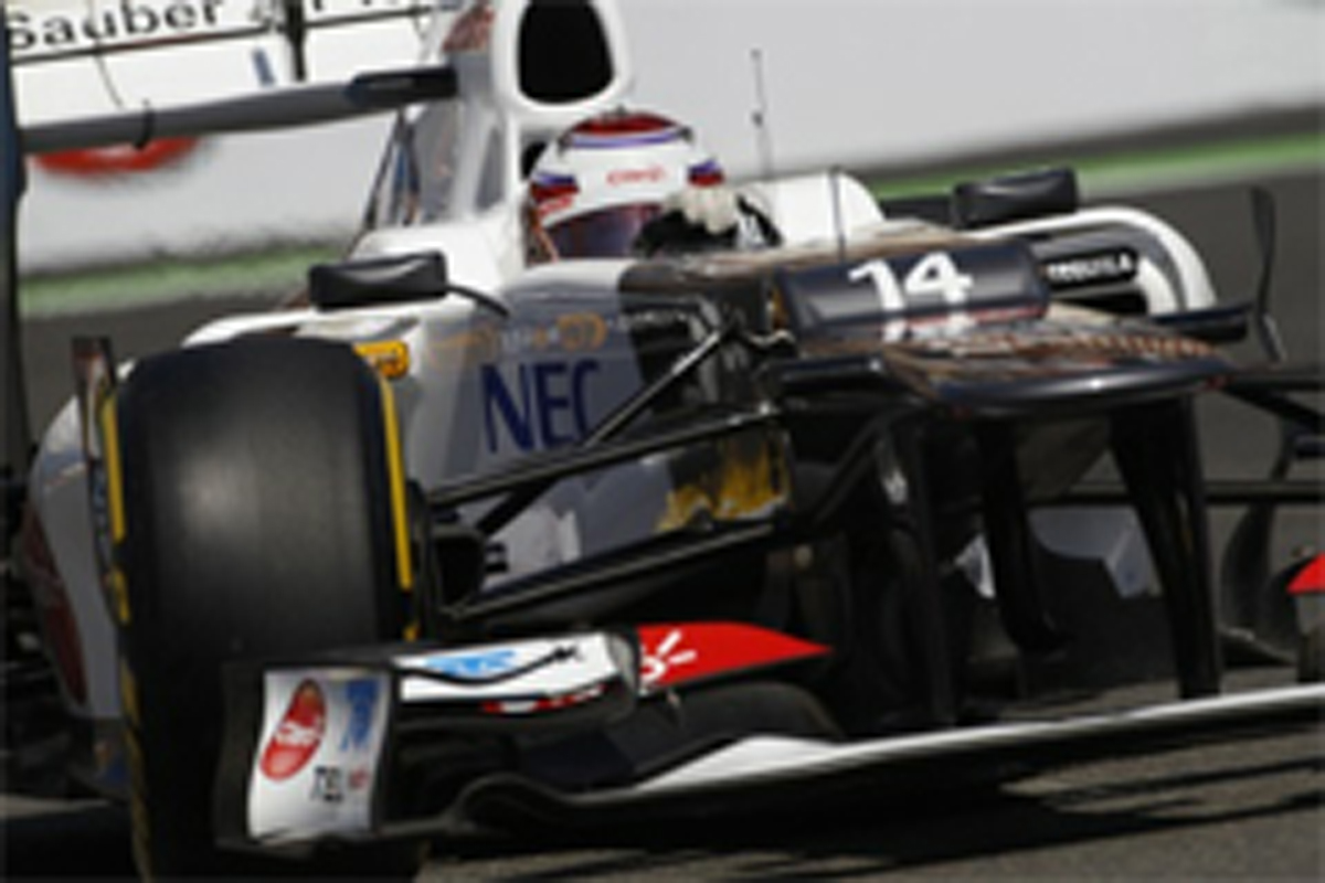 小林可夢偉、2度の接触でリタイア (F1ヨーロッパGP)