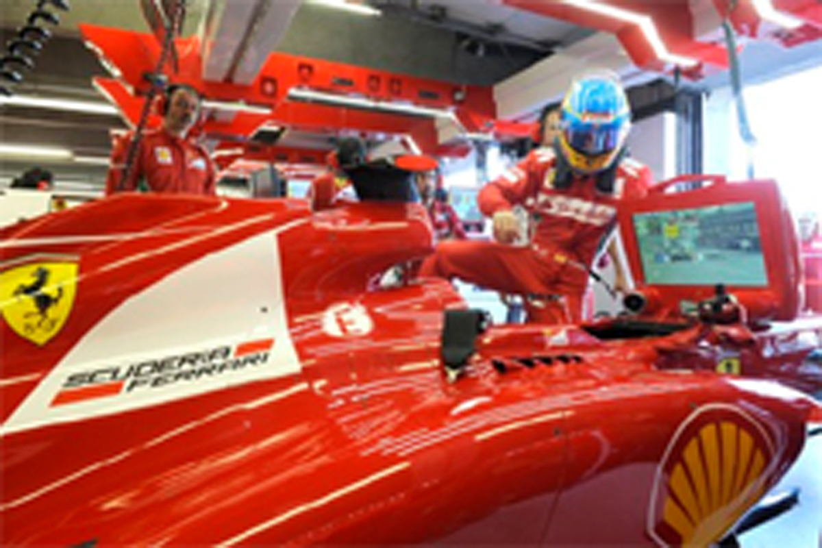F1イギリスGP フリー走行3回目:フェルナンド・アロンソがトップタイム