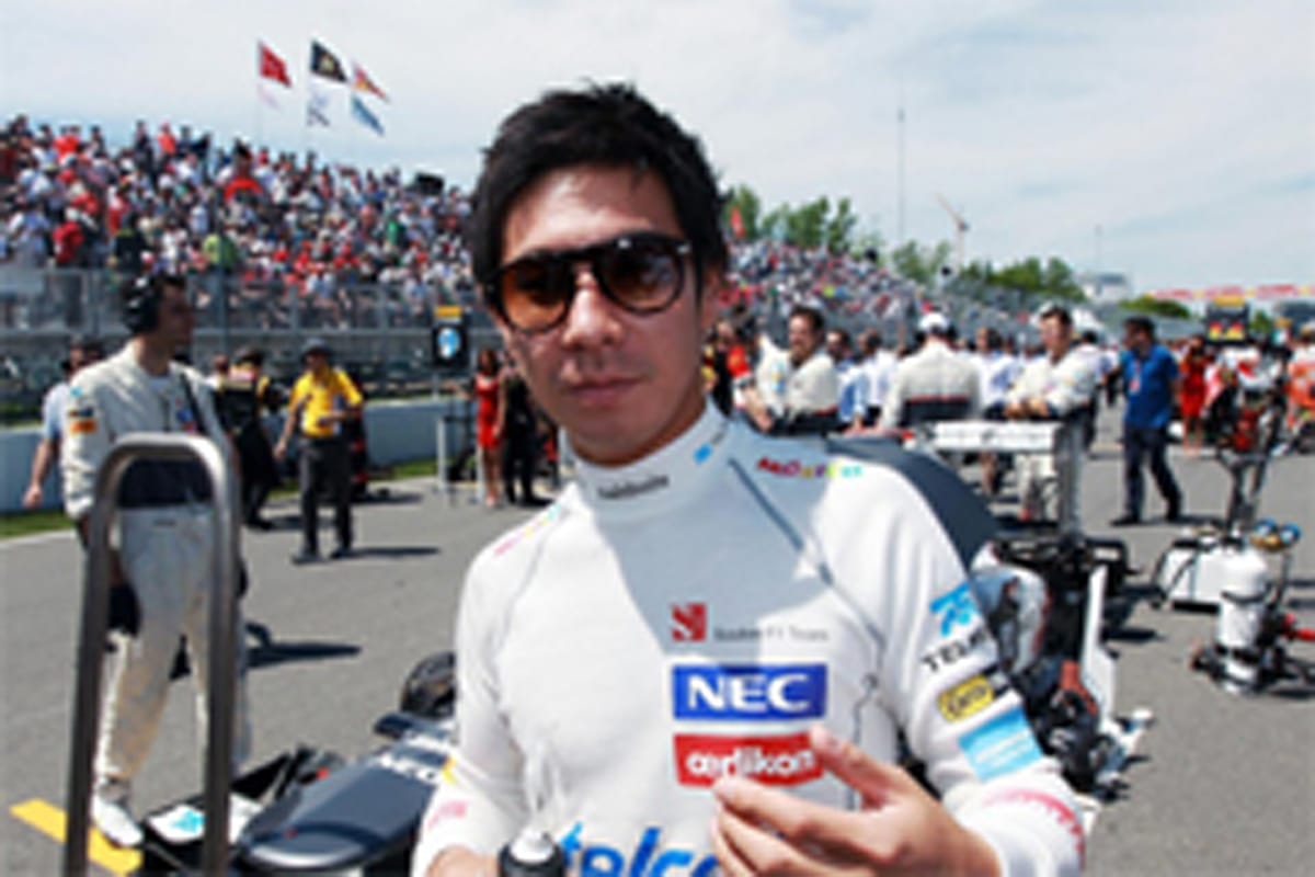 小林可夢偉、本山哲や近藤真彦らとカート対決