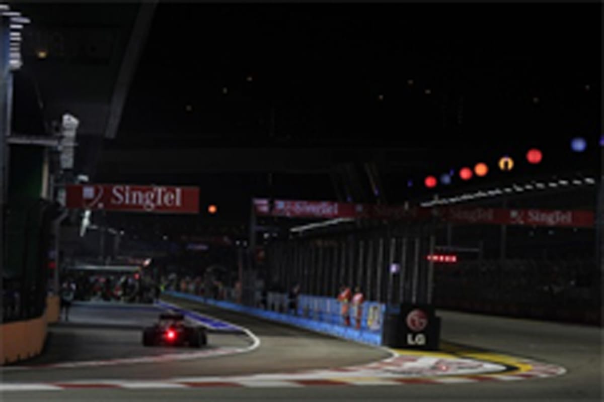 F1シンガポールGP フリー走行2回目：セバスチャン・ベッテルがトップ