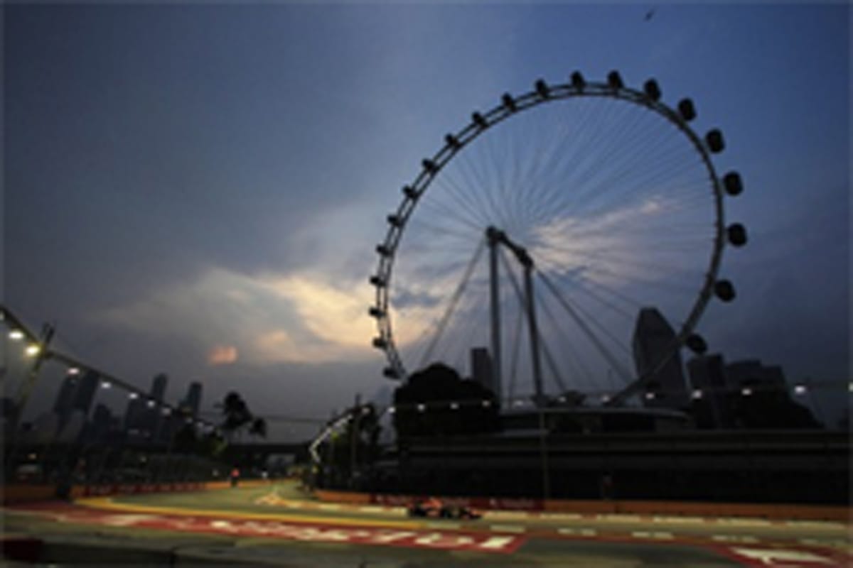 F1シンガポールGP フリー走行3回目：セバスチャン・ベッテルがトップ