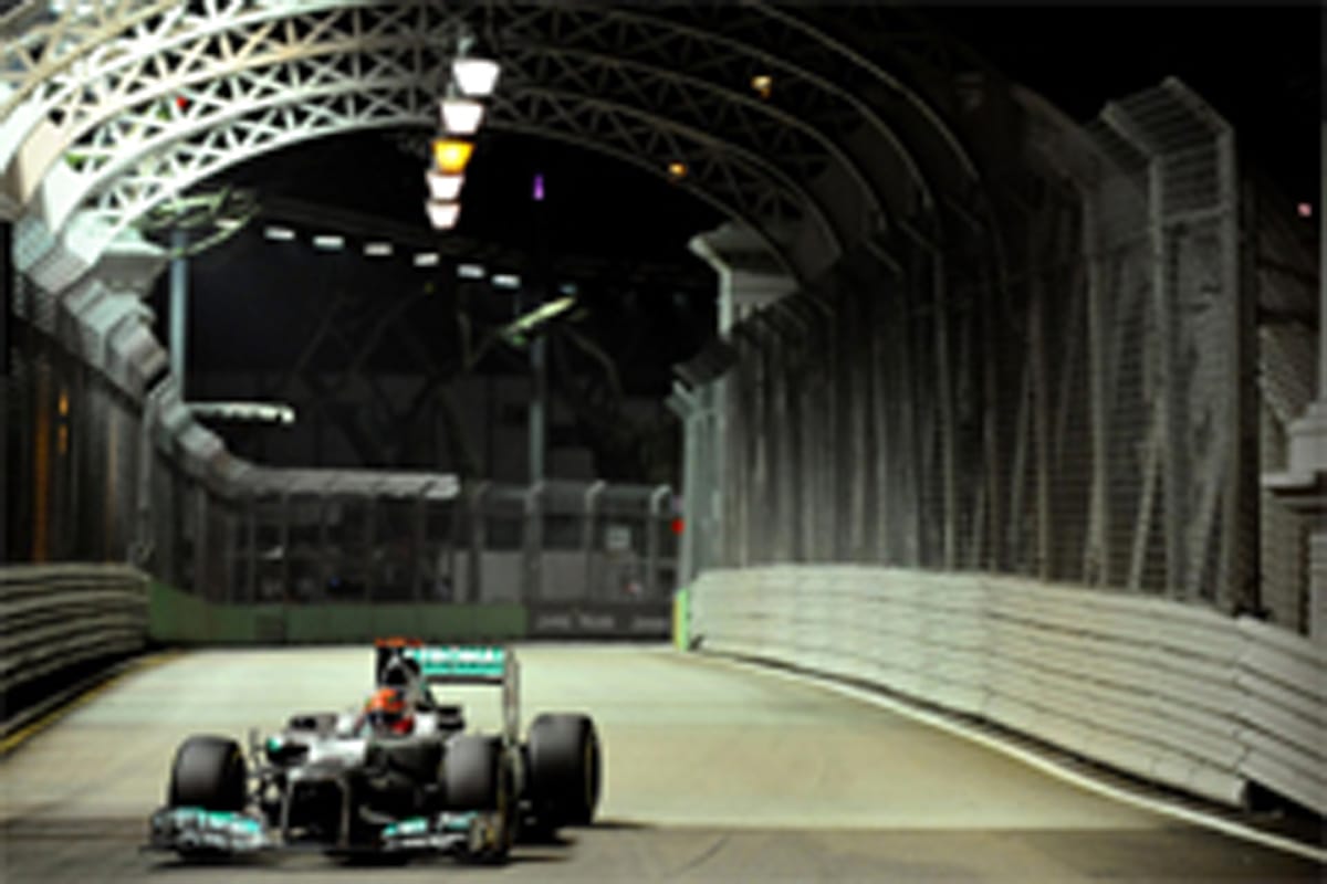 メルセデスAMG:F1シンガポールGP 初日のコメント