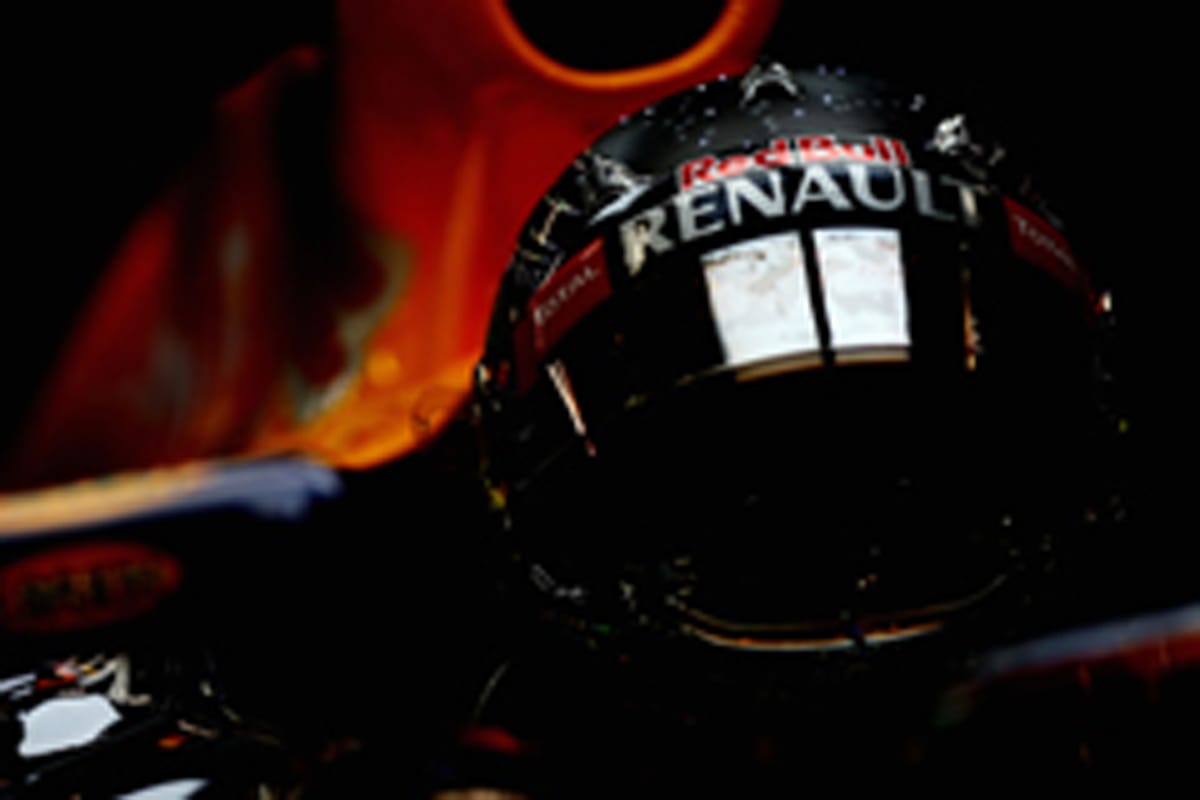 セバスチャン・ベッテル F1シンガポール LED内蔵ヘルメット