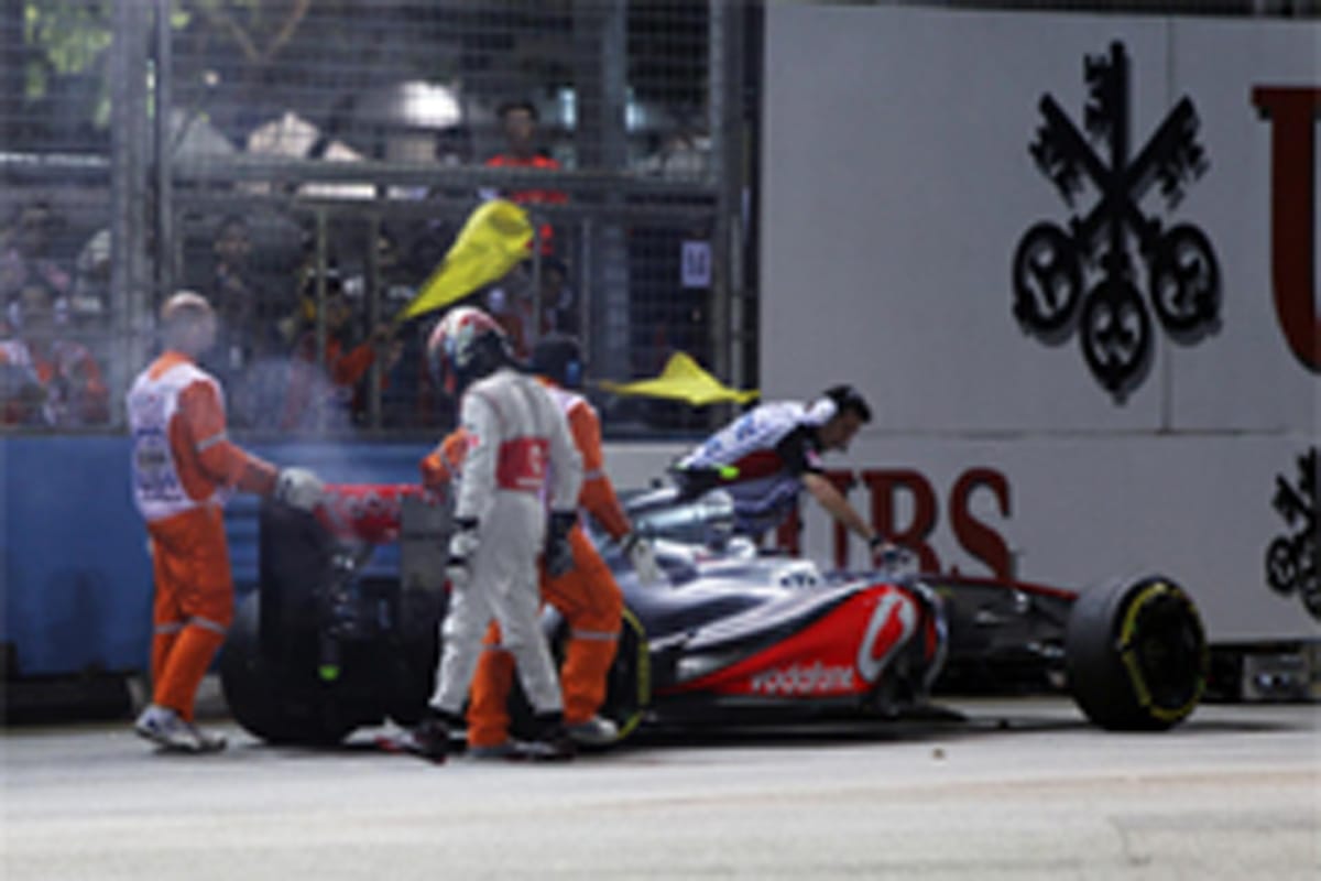 マクラーレン：ハミルトン、痛恨のリタイア （F1シンガポールGP）