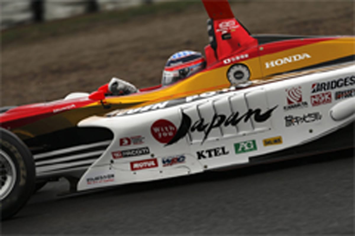 佐藤琢磨、フォーミュラ・ニッポン初参戦レースは9位完走