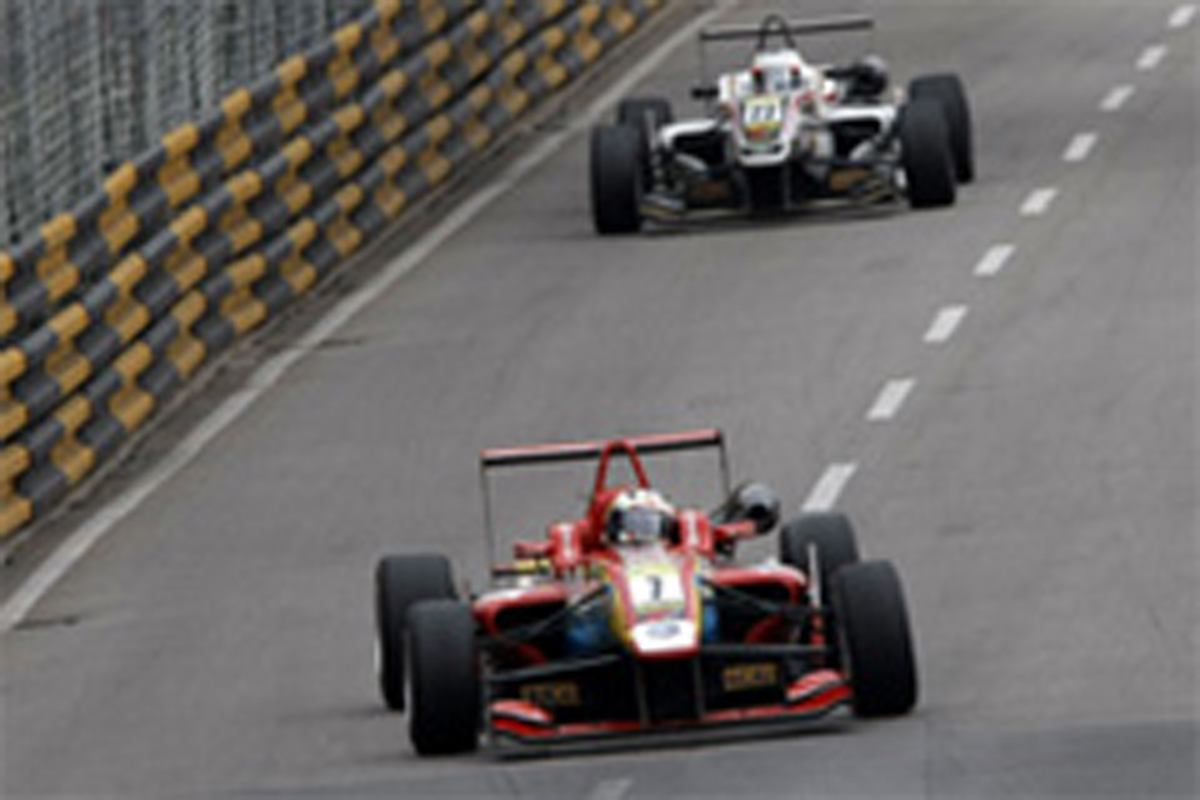 F3マカオGP 予選レース:アントニオ・フェリックス・ダ・コスタが勝利